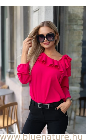 regina_felso_magenta