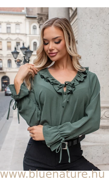 lidia_felso_khaki