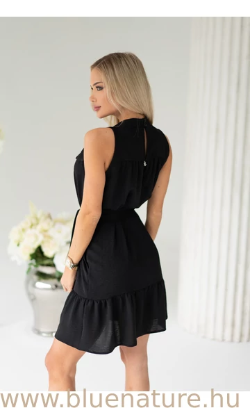 nora_ruha_fekete