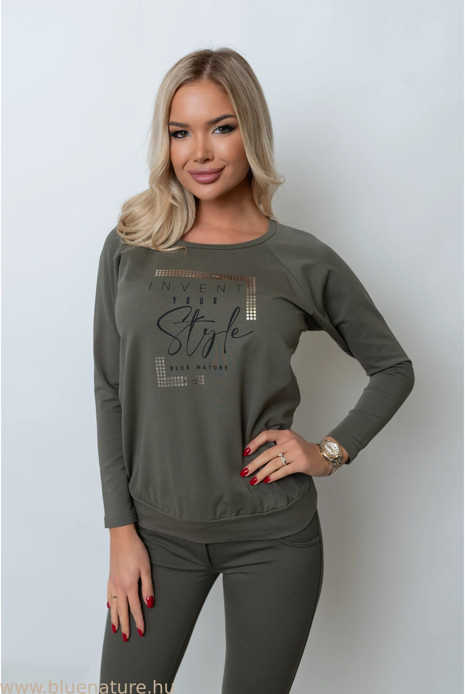 zoe_felso_khaki