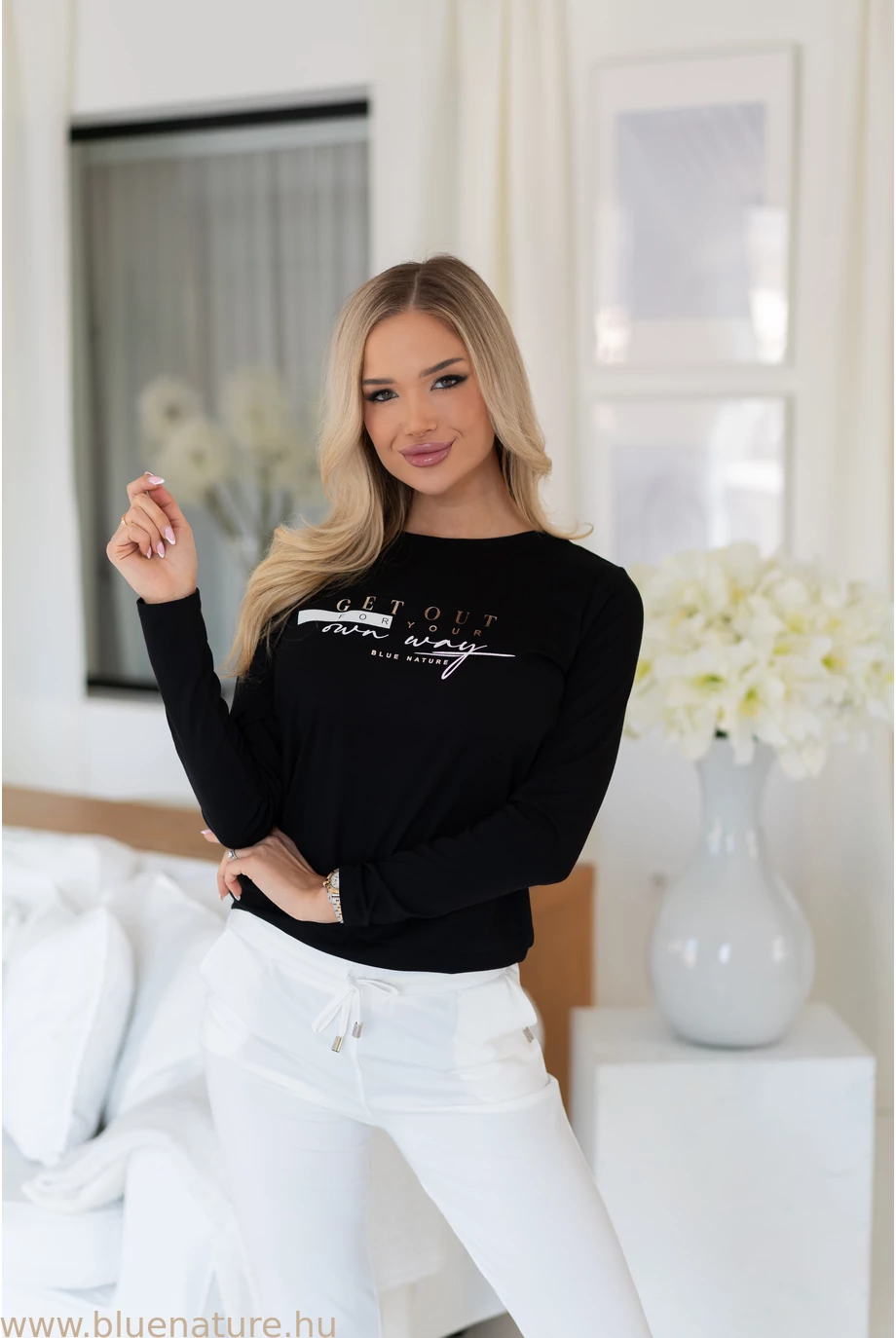 flavia_felso_fekete
